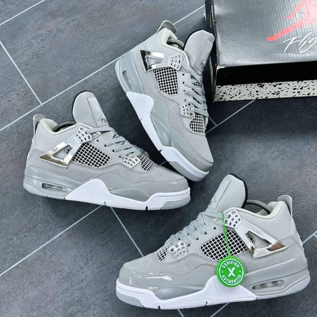 Air Jordan 4 Retro "Frozen Moments"